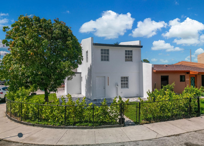 4527 Nw 191st Terrace - Photo 1