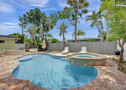 720 Nw 29th Court - Photo 1