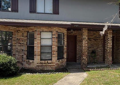 1838 Foxhall Circle - Photo 1
