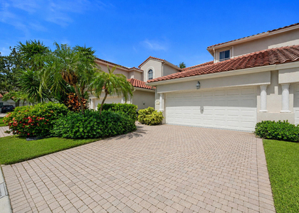 1384 Harbor View W - Photo 1