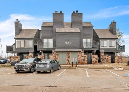 11560 N May Avenue - Photo 1