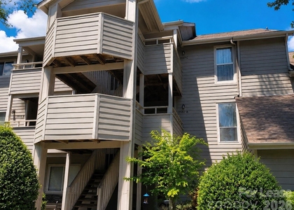 2557 Stockbridge Drive - Photo 1