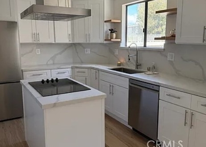 5345 White Oak Avenue - Photo 1