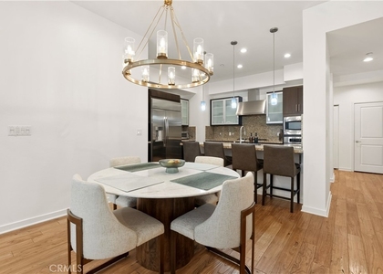 21 Gramercy - Photo 1