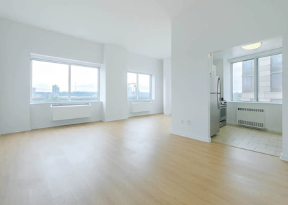 West 69th Street  Studio - Photo 1