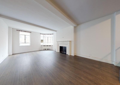 Fifth Avenue - Photo 1