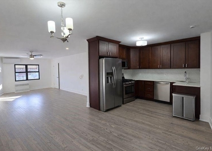 7411 85th Drive - Photo 1