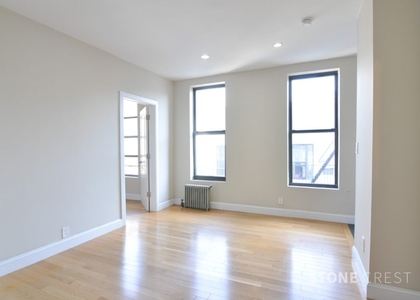 225 Central Park N - Photo 1
