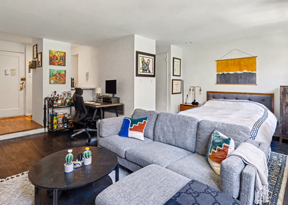 145 E 29th Street - Photo 1