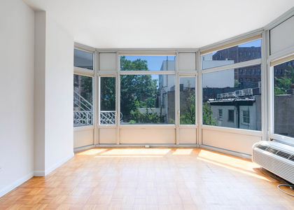 200 E 32nd Street - Photo 1