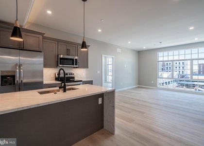 2401 Washington Avenue - Photo 1