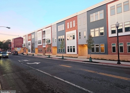 200 Hamilton Avenue - Photo 1