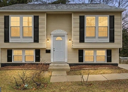 6915 Adel Street - Photo 1
