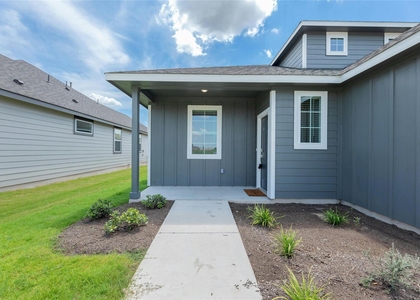 512 Clearlake Dr - Photo 1