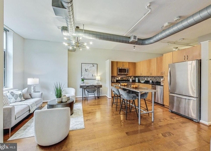 811 4th Street Nw - Photo 1