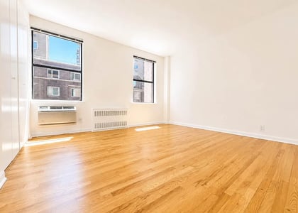 East 12th Street - Photo 1