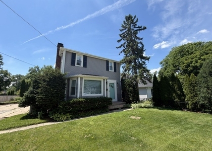 1530 Hill Avenue - Photo 1