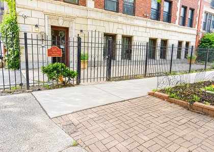 5135 S Kenwood Avenue - Photo 1