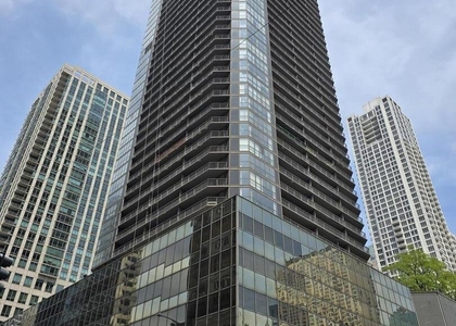 10 E Ontario Street - Photo 1