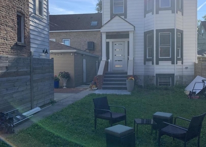 2418 N Washtenaw Avenue - Photo 1