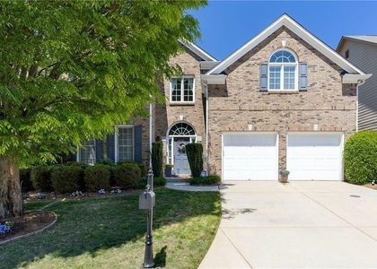 624 Maple Grove Way - Photo 1