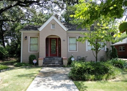 49 Leslie Street Ne - Photo 1