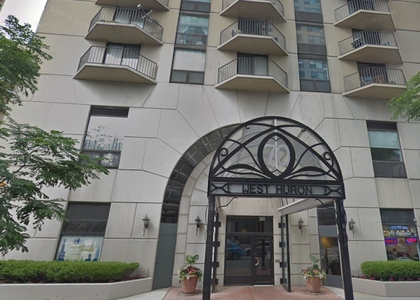 70 W Huron Street - Photo 1