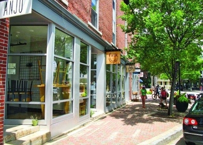 7 Wallingford - Photo 1