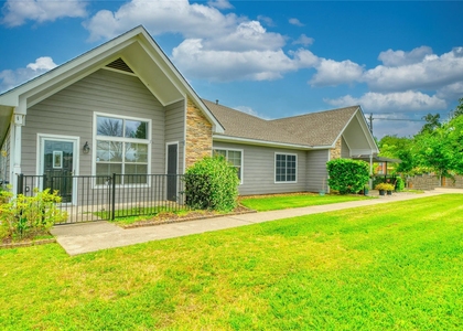 770 Hunt Road - Photo 1