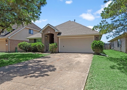 5614 Savannah Woods Lane - Photo 1