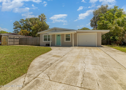 2567 Pepper Avenue - Photo 1
