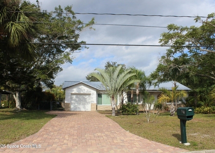 394 Royal Palm Drive - Photo 1