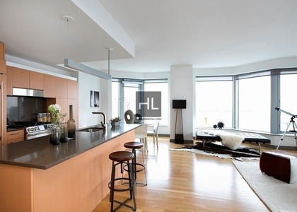 Spruce Street - Photo 1