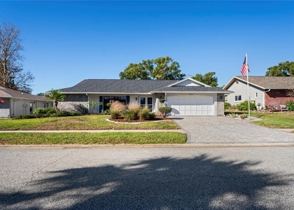 8312 Roxboro Drive - Photo 1