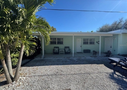 104 Base Avenue W - Photo 1