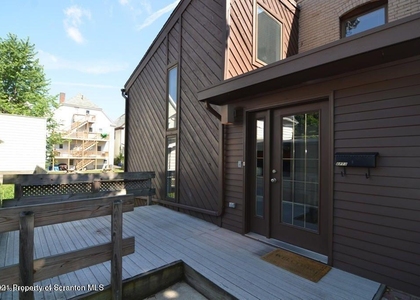 1409 Penn Avenue - Photo 1