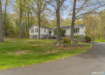 89 Cranbury Drive - Photo 1