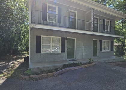 320 Vine Street - Photo 1