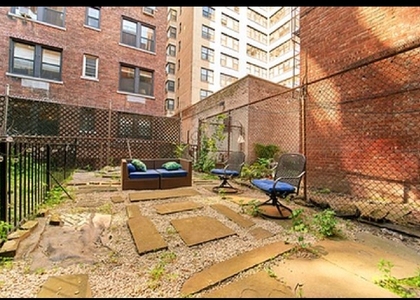 Lexington ave and 89th street - Photo 1