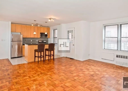 Thwaites Place - Photo 1