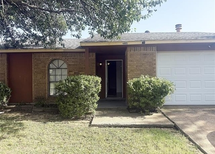 4805 Woodruff Drive - Photo 1