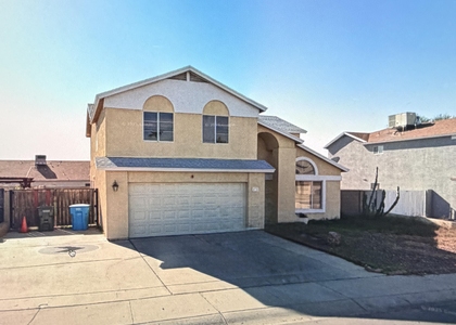 8935 W Windsor Avenue - Photo 1