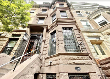 1245 Dean Street - Photo 1