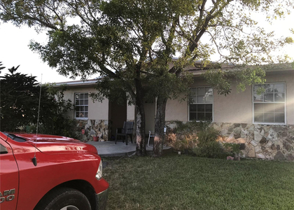 4641 Sw 43rd Terrace - Photo 1