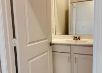 671 Se Lake Falls Street - Photo 1