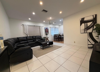 1300 N 17th Avenue - Photo 1