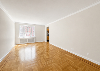 Jane Street - Photo 1