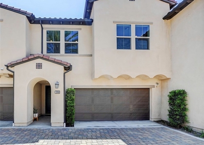 39 Prominence - Photo 1