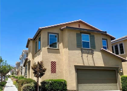 5946 Sendero Avenue - Photo 1