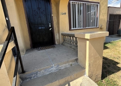 1349 W 49th - Photo 1